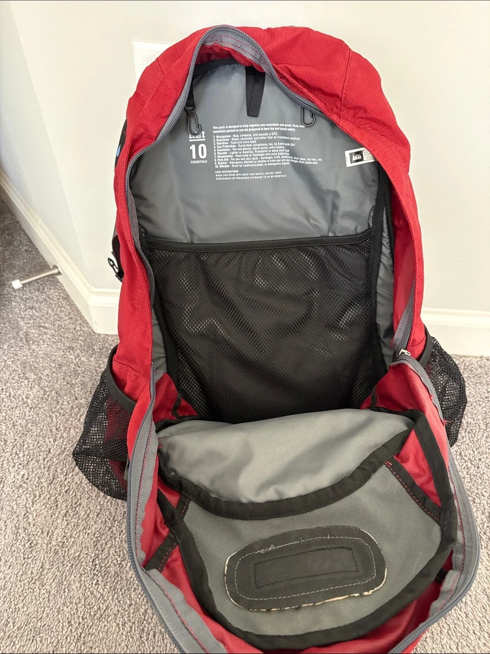 vintage REI Trail 25 hiking daypack